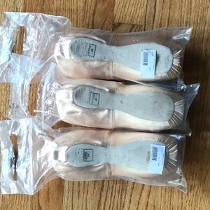 Freed pointe shoes